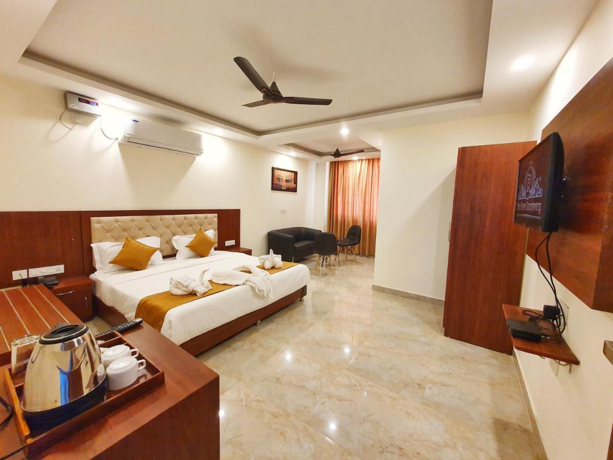 Hotel The Park Residency Dehradun Exterior foto